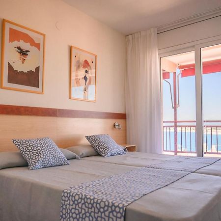 Beach Family Apartments Salou Bagian luar foto